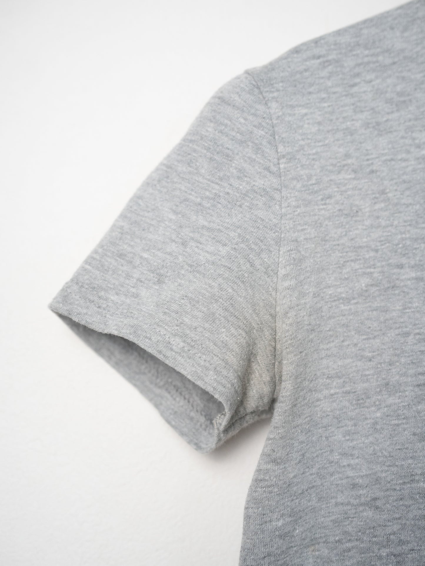 ARMANI EXCHANGE ショート丈カットソー